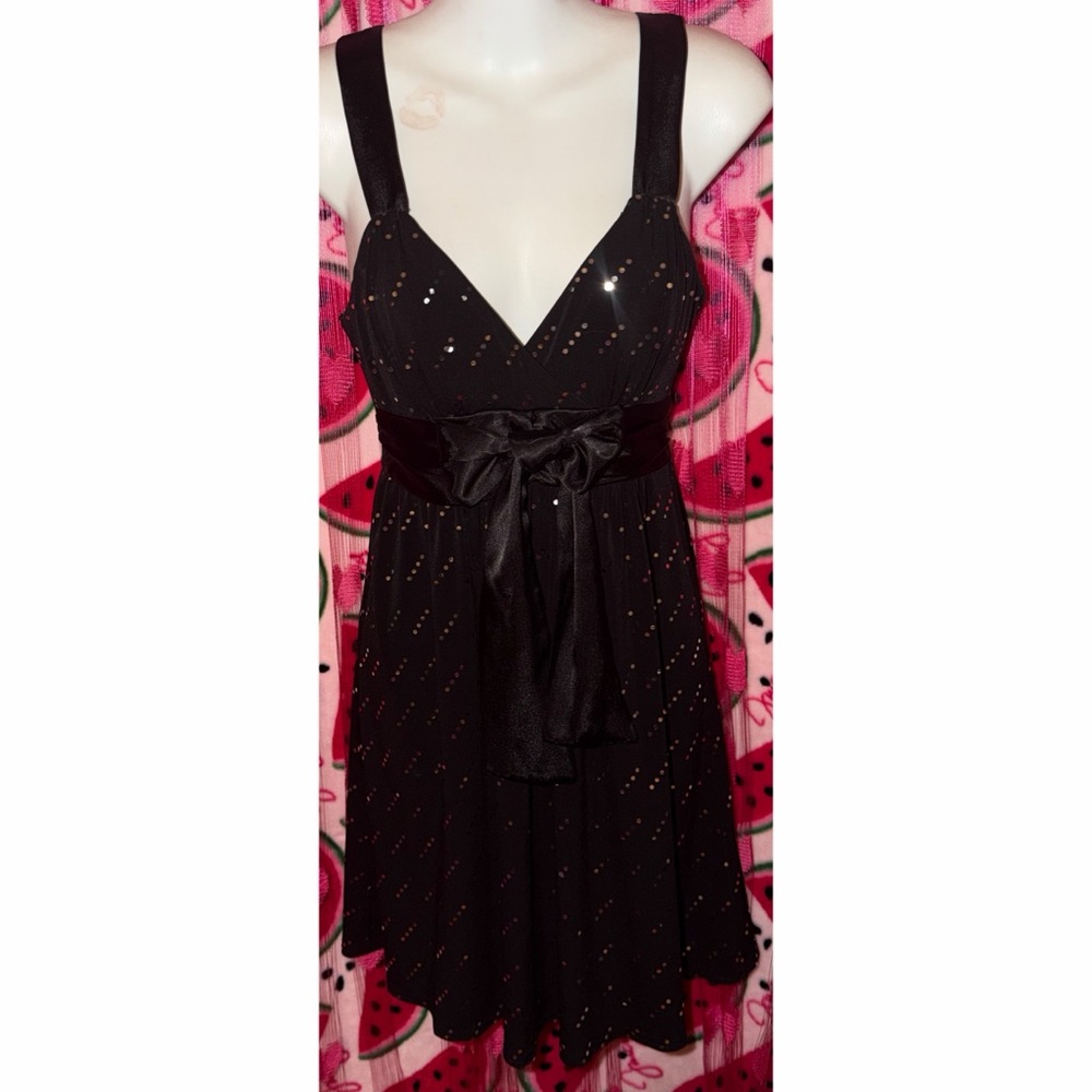 🖤 Y2K City Triangles Babydoll Dress with Elegant Bow